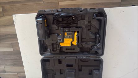 Dewalt rechargeable Green laser