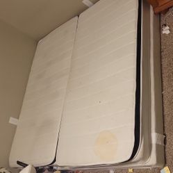 TWIN MATTRESS & TWIN BOX SPRING