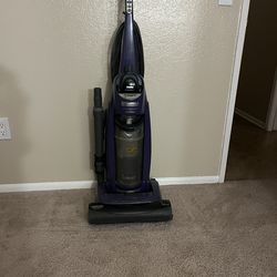 Kenmore Progressive Vacuum