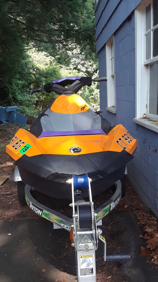 2014 spark jet ski for Sale in Manchester, CT OfferUp