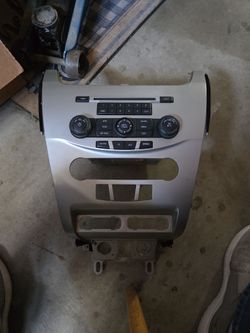 2012 Ford Focus Dashboard for original Stereo