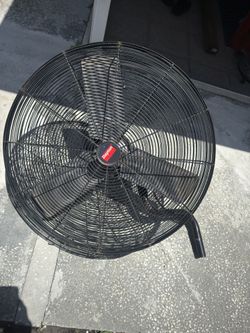 Dayton Wall Mounted Oscillating Fan,30" 6ALF1D (Used)