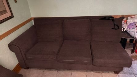 Se vende dos sofás color gris