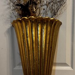 Decorative Wall Sconce With Decorative Greenery