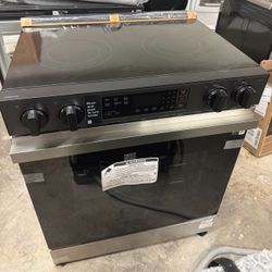 Brand New Electric Stainless Steel Stove With Air Fry