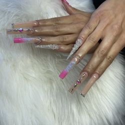 Nails 