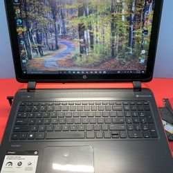 HP…TOUCHSCREEN  & BLUETOOTH …128..SSD...8.0 RAM . READY FOR CLASSES ON LINE OR WORK FROM HOME MADE 