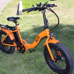 $600 Off - 2021 CRUSADER - FAT STEP THROUGH FOLDING EBIKE (Thumb-Throttle)