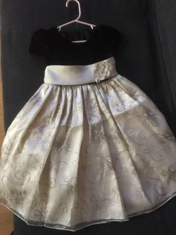 Little girls dress size 4T