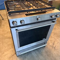 Kitchen aid natural gas range / 220v oven