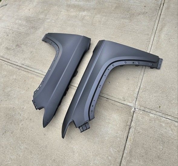 Jeep Grand Cherokee front Fenders for 2011-2021 Laredo Limited RT SRT etc...