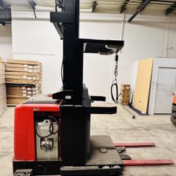 2010 RAYMOND 540-OPC30TT electric picker $9,400