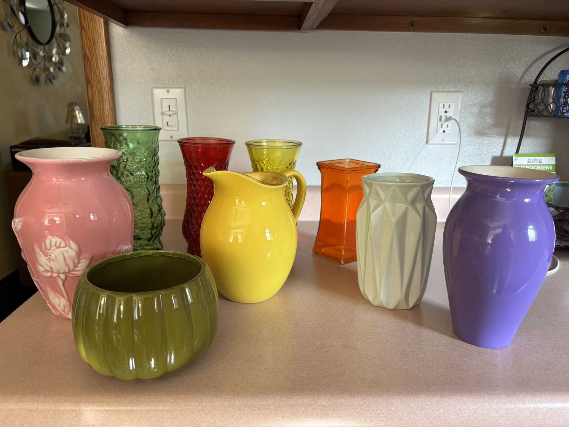 9 Vases