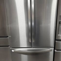 NEW LG COUNTER-DEPTH MAX Smart French Door Refrigerator w/WATER+ICE 