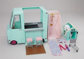 18" Our Generation Sweet Stop Ice Cream Truck / Food Truck & Pet Grooming Spa Bundle