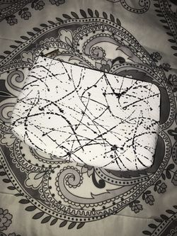Estée Lauder makeup bag