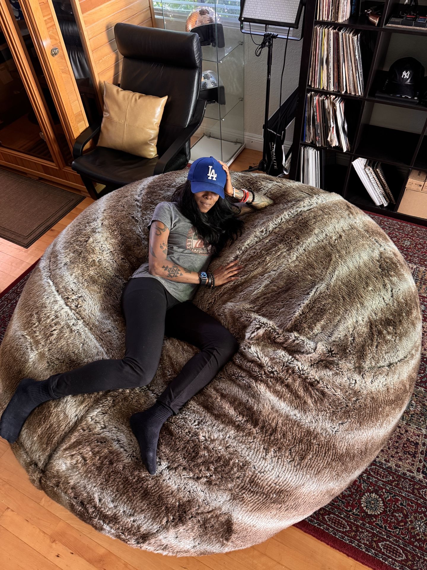 Giant 6ft LOVESAC beanbag