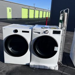 LG Washer And Dryer Set White.  Is Open Box 