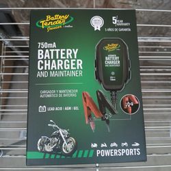 Battery tender trickle chargers 