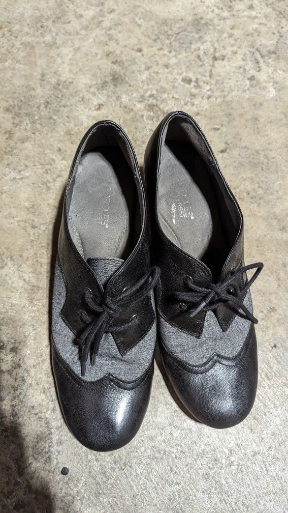 Aerosoles Boots Womens size 10