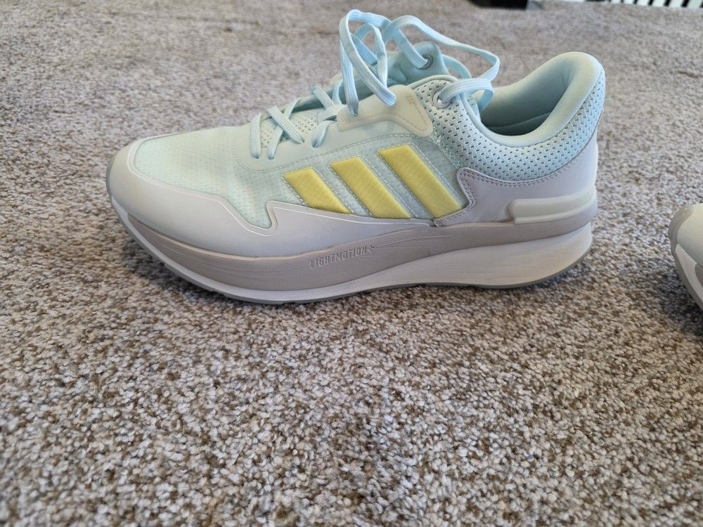 Men's Adidas Shoes Size12