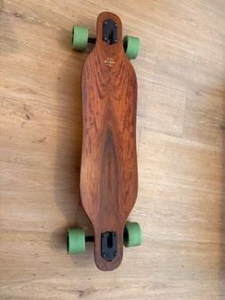 Arbor skateboard, pro wheels/bearings, helmet