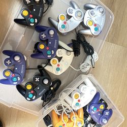 Nintendo GameCube Controllers