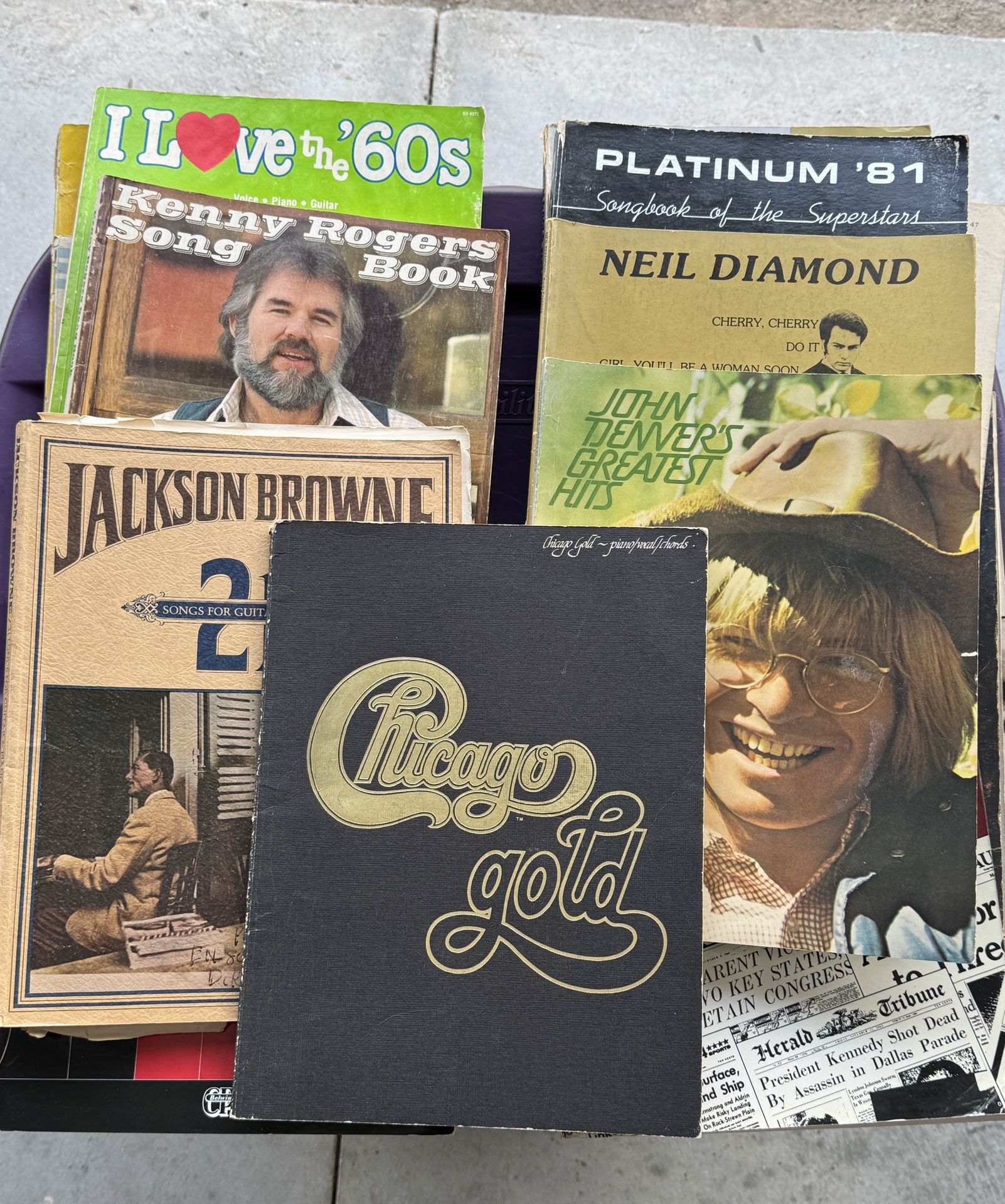 17 Guitar Songbook Lot, Jim Croce, Jackson Browne, Garth Brooks, Chicago Etc