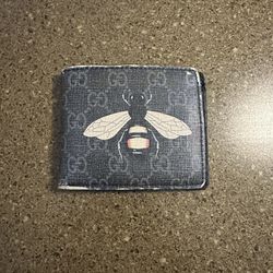 Used Gucci Wallet 