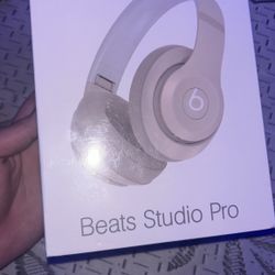 Beats Studio Pro
