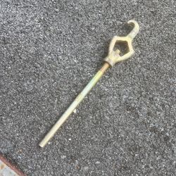 Adjustable Hydrant Wrench