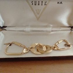 

Swank interlocking key chain NEW--