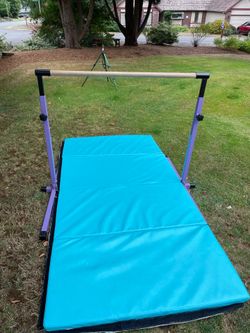 Kids Gymnastics Bar with Folding Mat