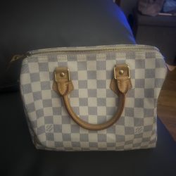 Louis Vuitton Speedy 25