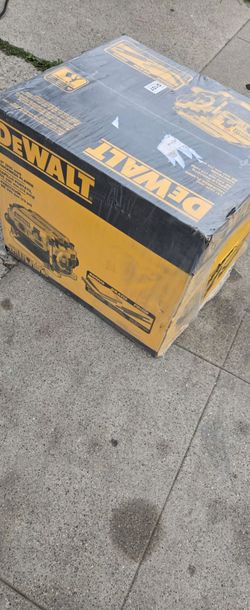 DEWALT
15 Amp Corded 13 in. Heavy-Duty 2-Speed Bench Planer with (3) Knives, In Feed Table and Out Feed Table