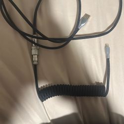 Coiled cable for keyboard 