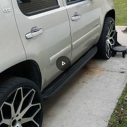 07 Chevy Tahoe 