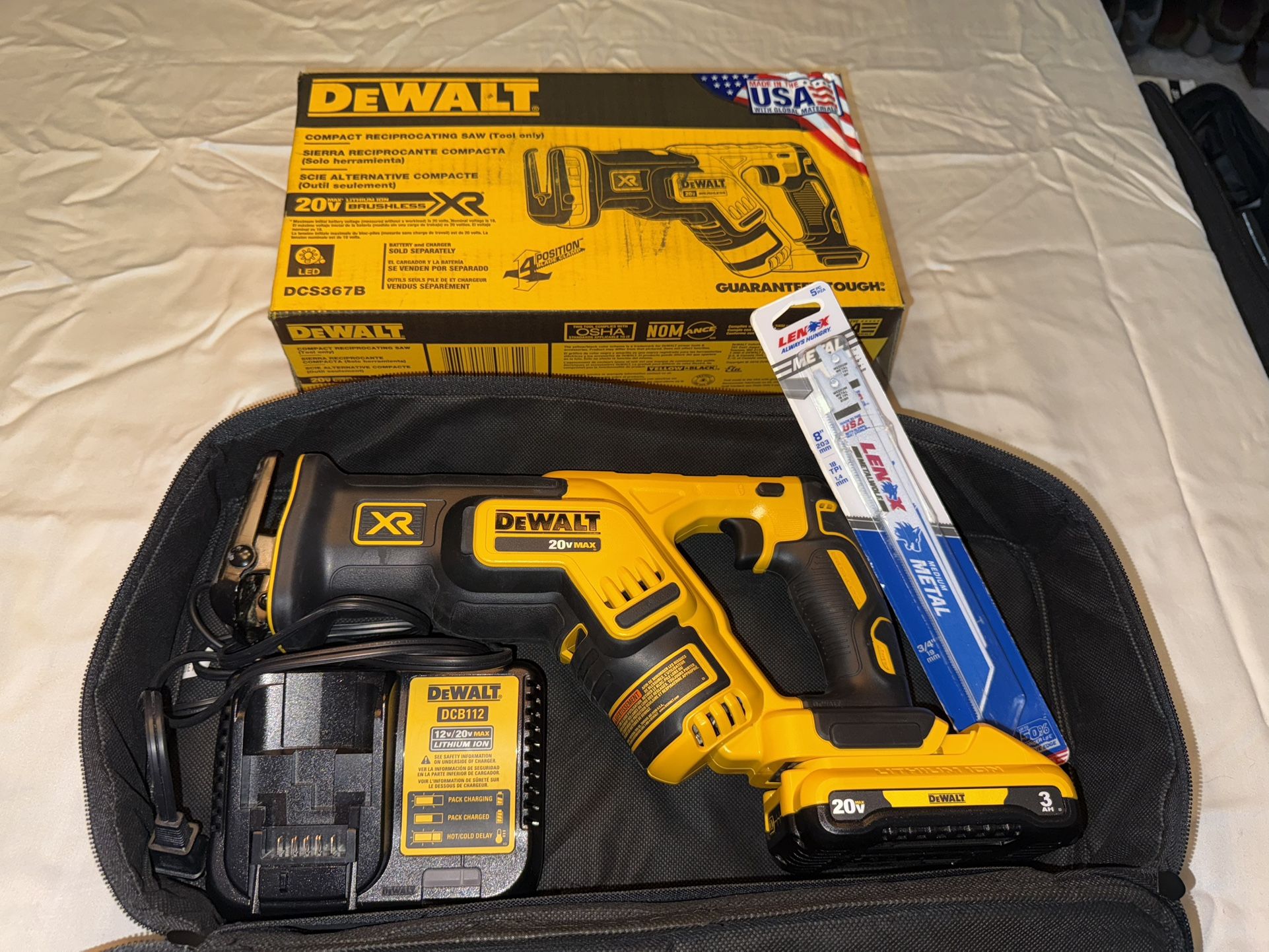DeWalt 20v Variable Speed Reciprocating Saw Kit