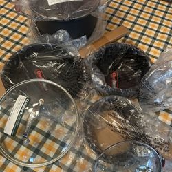 Cuisinart Chef’s Classic Nonstick Hard Anodized Cookware Set - 8 Piece