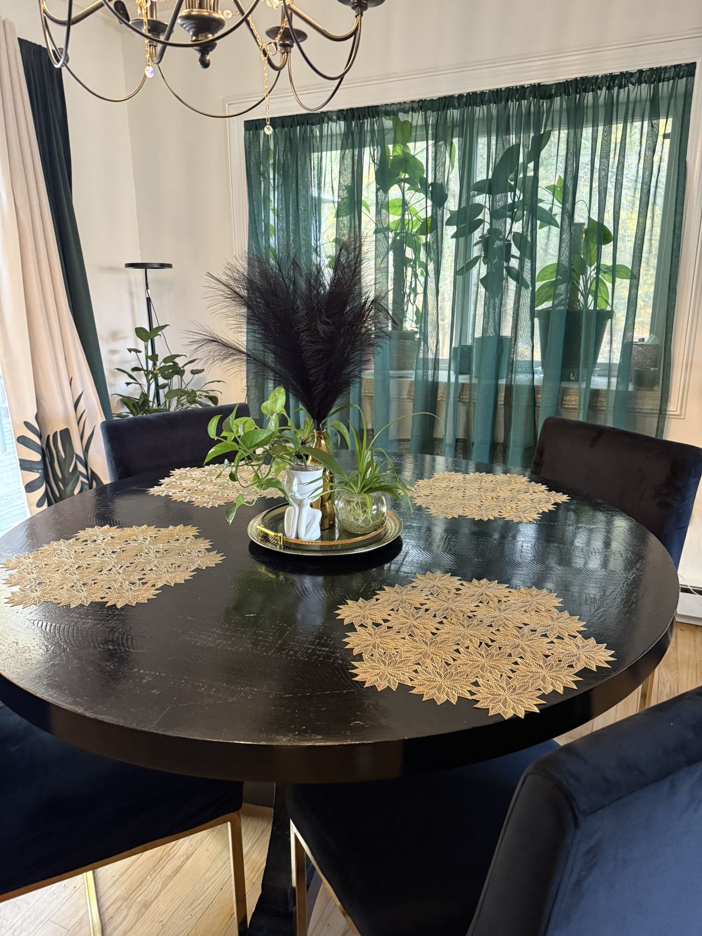Dinning Table And Console