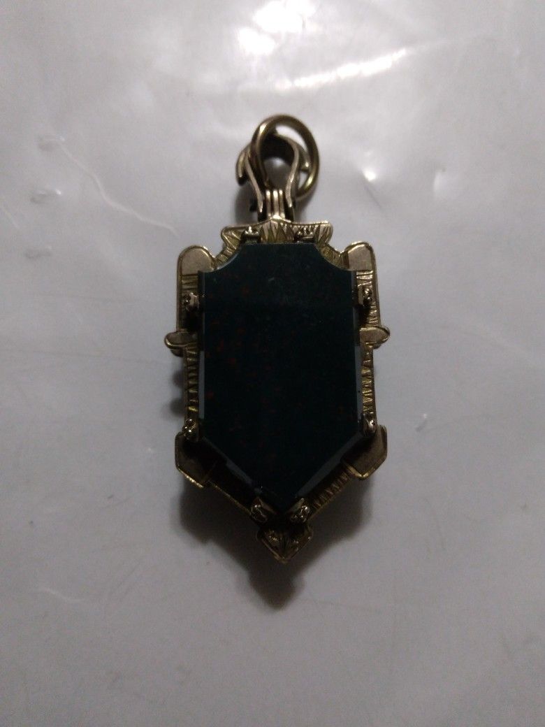 10k Gold And Onyx Pendant 2 By 3/4 Use