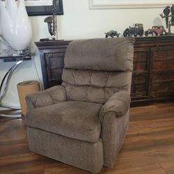 Lane furniture manual recliner and Rocking Chair