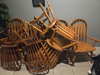 8 Wood chairs no table
