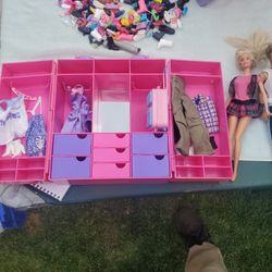 Barbie Fashion Avenue Closet With Ken And Barbie Doll