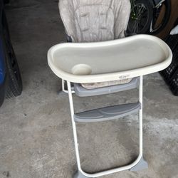 Gracie Highchair 