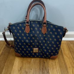 Preloved Dooney & Bourke Purse 