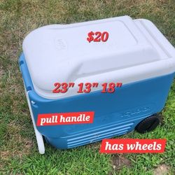 Cooler On Wheels