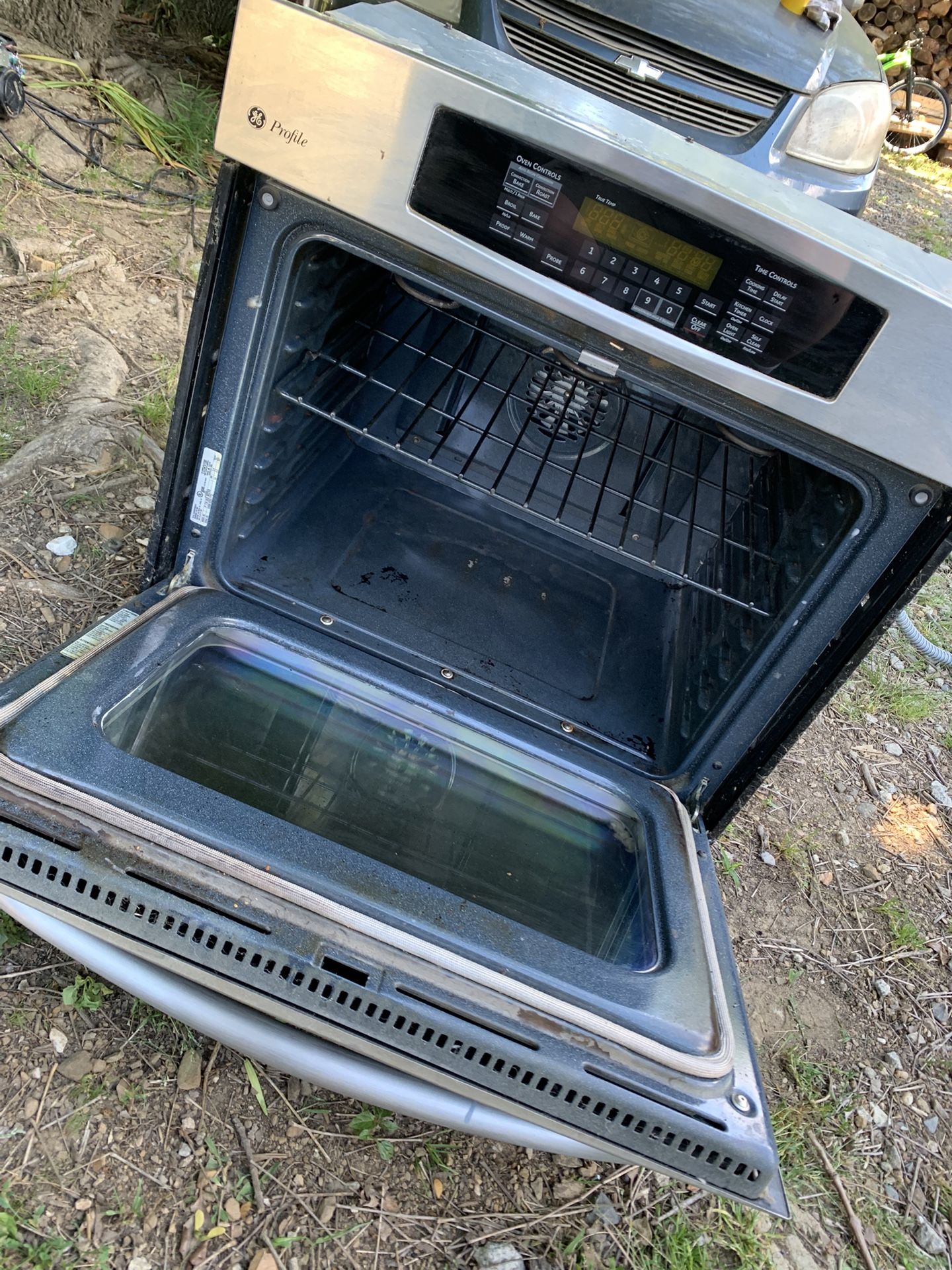 GE Wall Ovens and Stovetop 