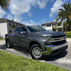 🚗 2021 CHEVROLET SILVERADO 1500.  Gray Diesel 🚗