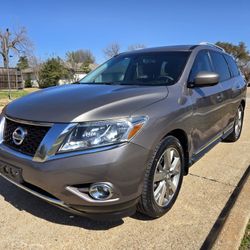 2014 Nissan Pathfinder Platinum